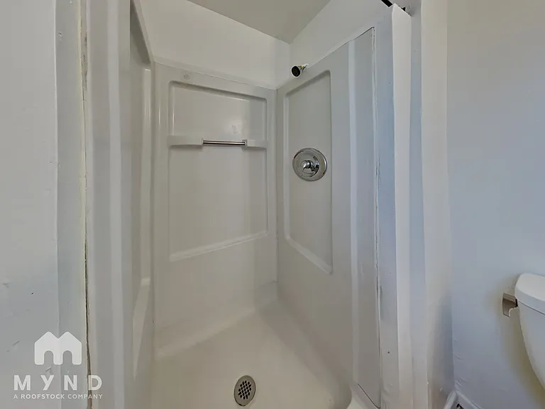 6033 W Vernon Ave — Photo 15