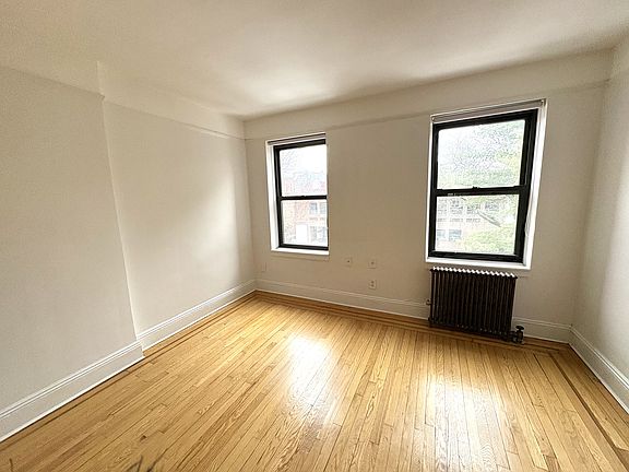 3rd image of 64 Saint Johns Pl APT 4