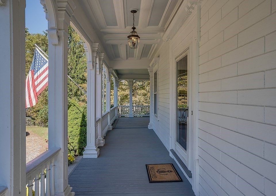 79 Plimpton St, Walpole, MA 02081 Zillow