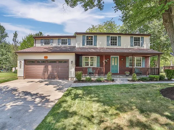54 Scattertree Ln, Orchard Park, NY 14127