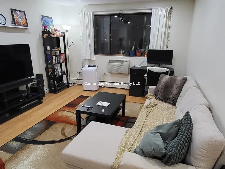 12 Cameron Ave — Photo 1