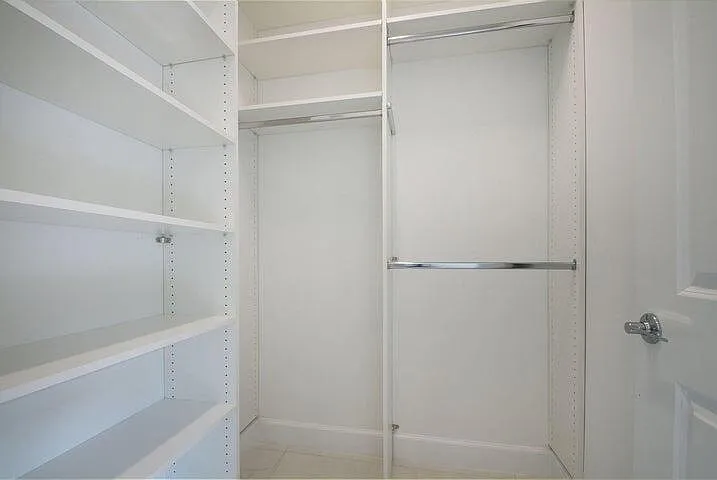 12832 Veneto Springs Dr — Photo 31