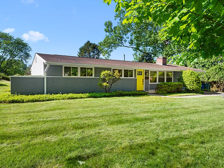 6318 Fairfield Dr — Photo 28
