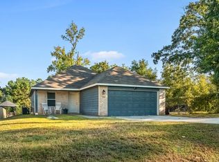 3031 Apache St, Willis, TX 77378
