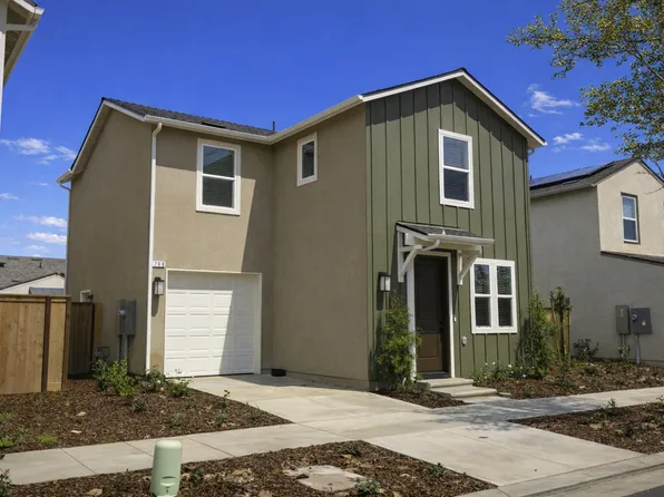 768 Laina Ave, Madera, CA 93636