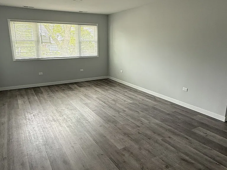 50 Surrey Dr #2S — Photo 5