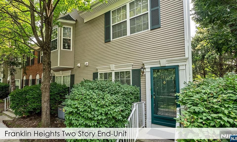 1st image of 2119 Gunston Court