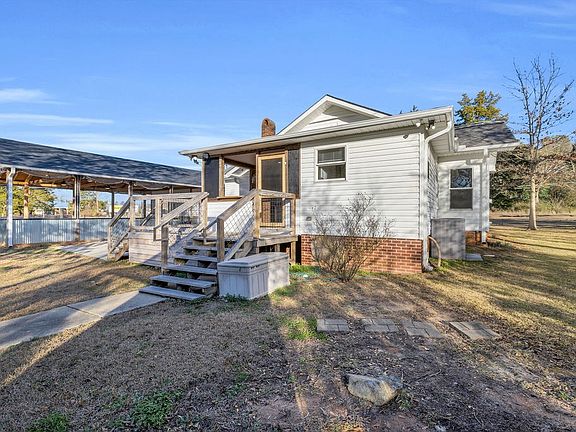 4th image of 116&122 Old Mount Moriah Rd