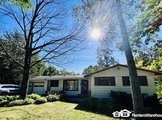 15769 Cedar Ridge Rd, Eden Prairie, MN 55347