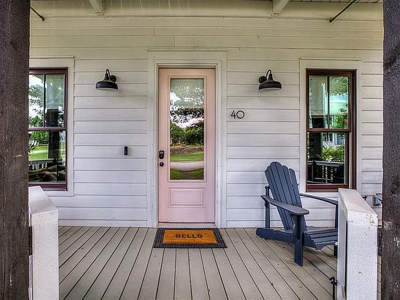 2nd image of 40 Redbud St