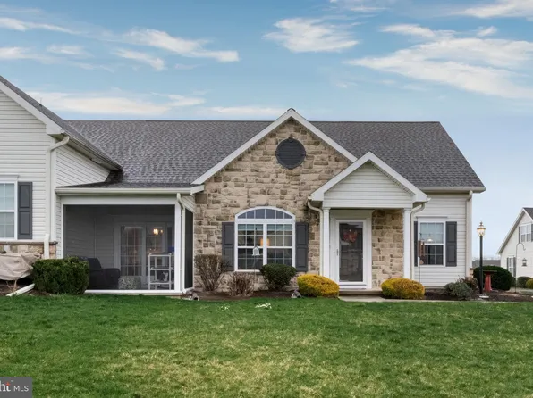 157 Mineral Dr Unit 29B, York, PA 17408