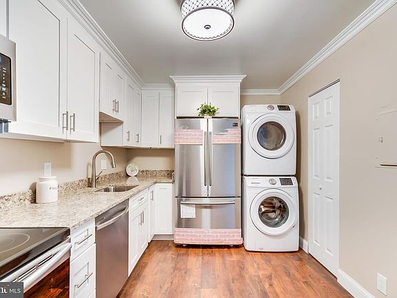 5th image of 8370 Greensboro Dr APT 919