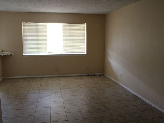 4th image of 3905 Flory Ave APT 3