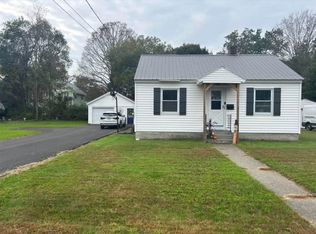 6 Bavier Ave, Windsor, VT 05089