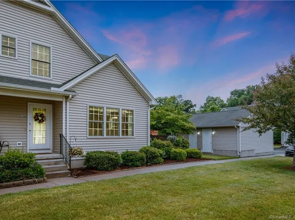 10 Reggie Way #A, Broad Brook, CT 06016