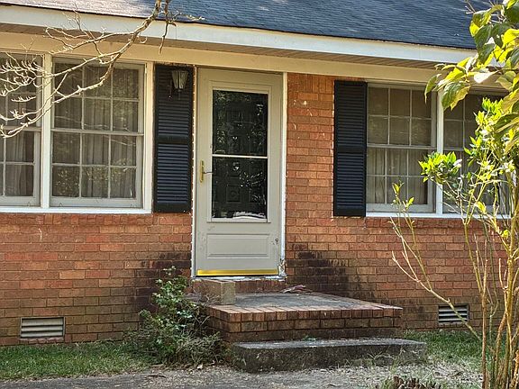 2nd image of 280 Huntington Rd