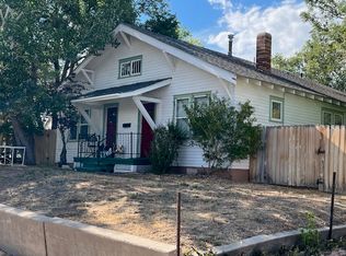 617 W Pine St, Rawlins, WY 82301