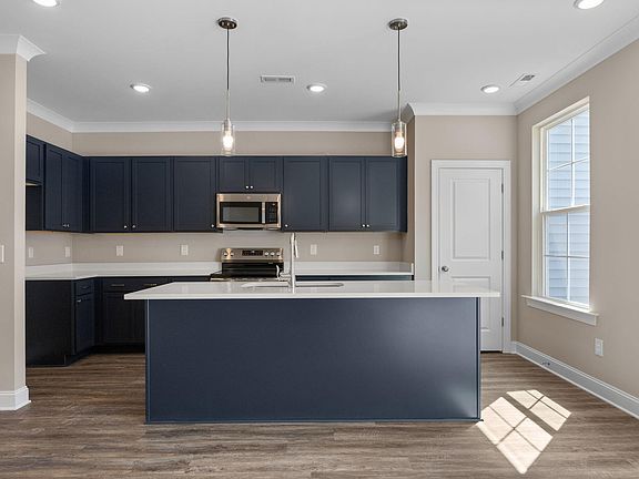 5th image of 333 Parker St #18