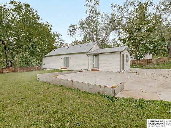 5th image of 4936 S 18th St