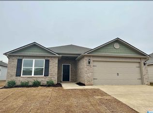 621 Klynes Dr, Calera, AL 35040