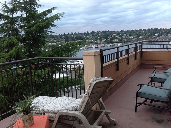 5th image of 2727 Eastlake Ave E APT 404