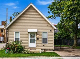 122 Cross St, Aurora, IL 60506