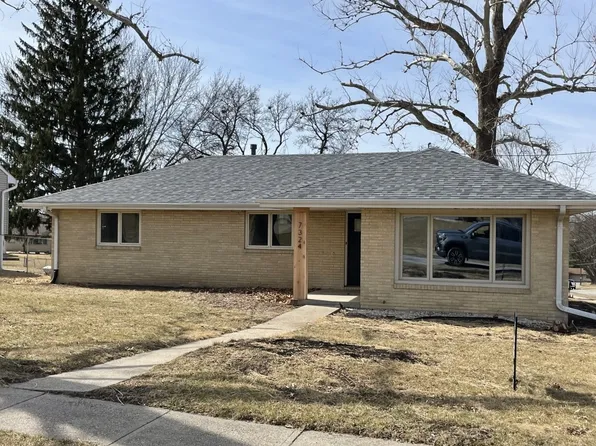 7324 Maple Dr, Urbandale, IA 50322