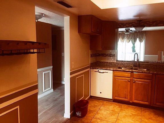 3rd image of 6338 Newtown Cir APT C4