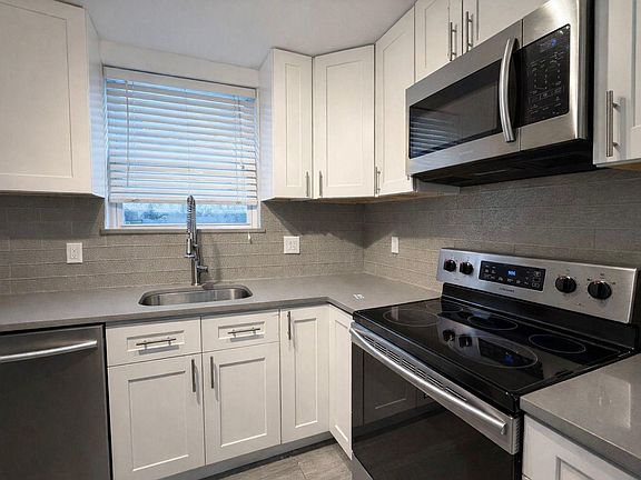 3rd image of 2244 Gerritt St