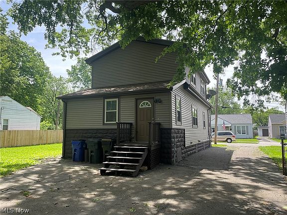 4th image of 11714 Kirton Ave