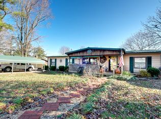 330 Meadowview St, Island, KY 42350
