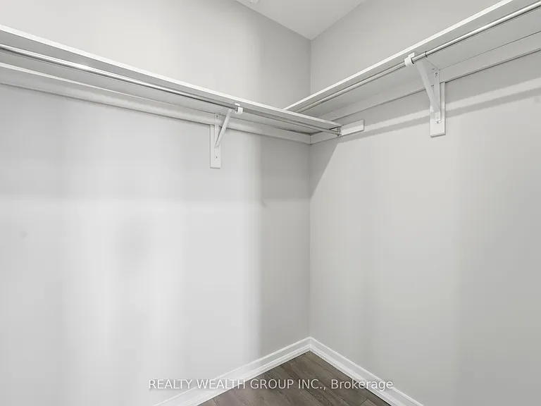 112 Golden Springs Dr — Photo 23