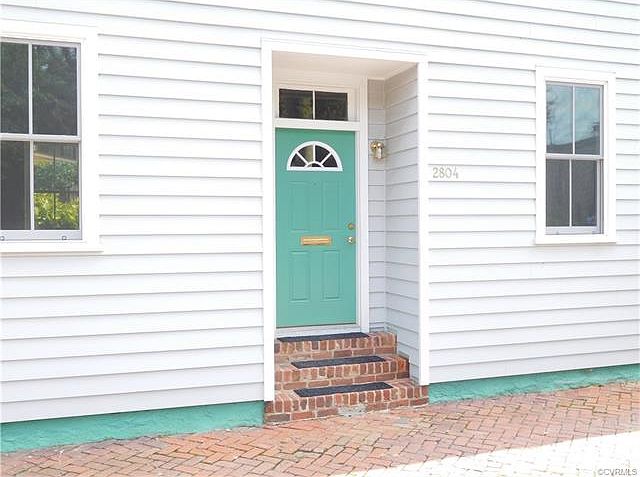 1st image of 2804 E Clay St