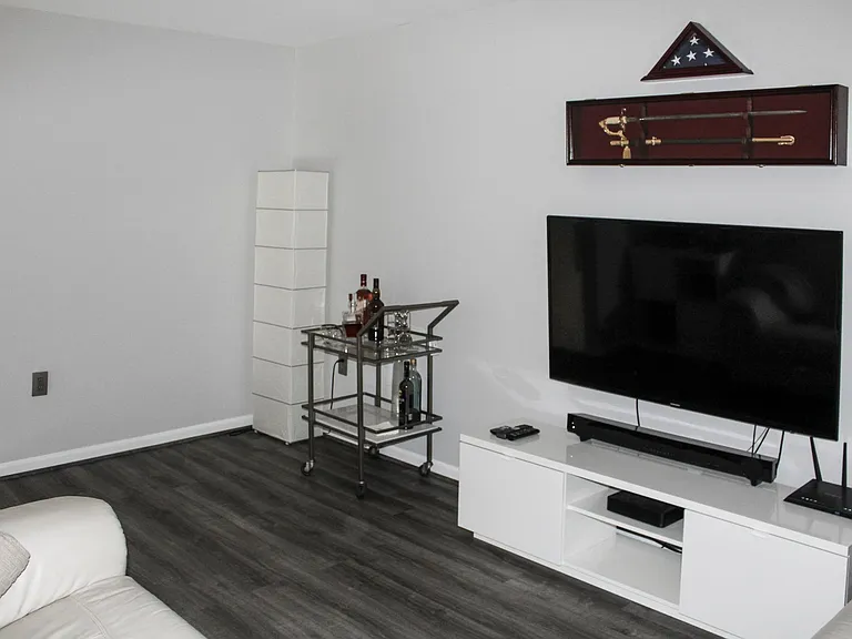 5108 Donovan Dr #408 — Photo 18