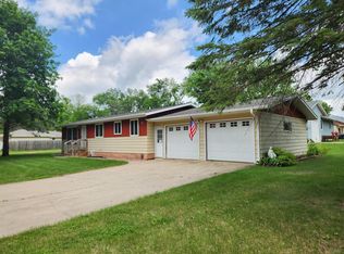 122 S Bruce St, Ivanhoe, MN 56142