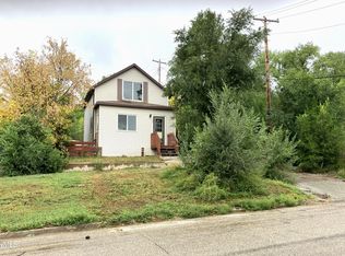 106 4th St NE, Mandan, ND 58554