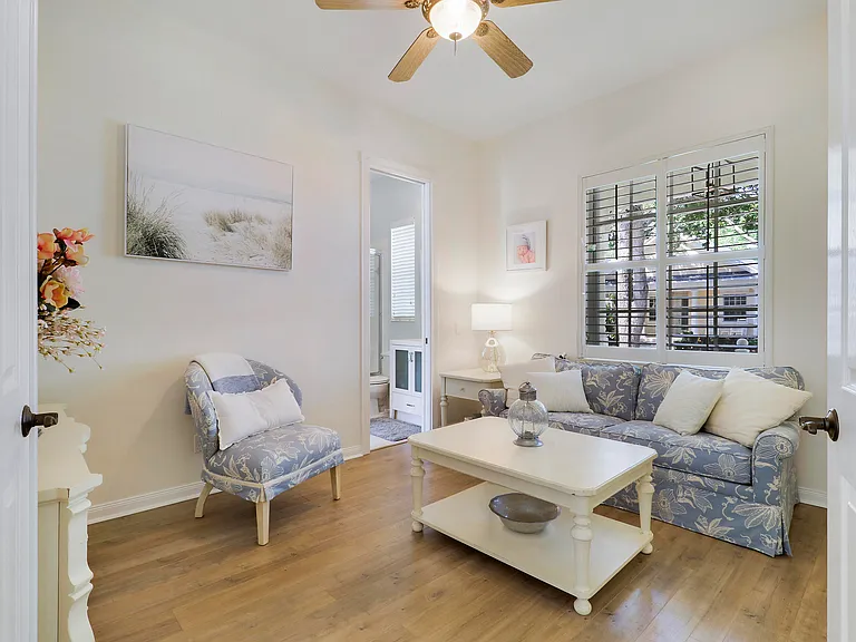 511 Sweet Bay Cir — Photo 30