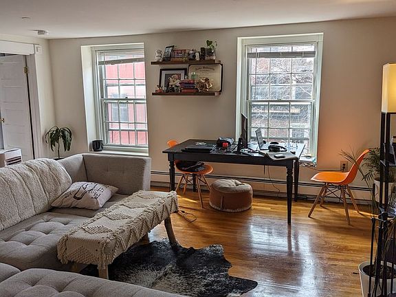 2nd image of 63-65 Hancock St #63-4R