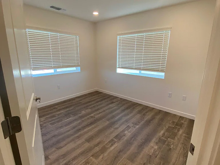 11250 N Micke Grove Rd — Photo 18