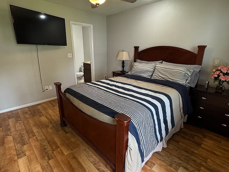 3924 Roebling Ln — Photo 14