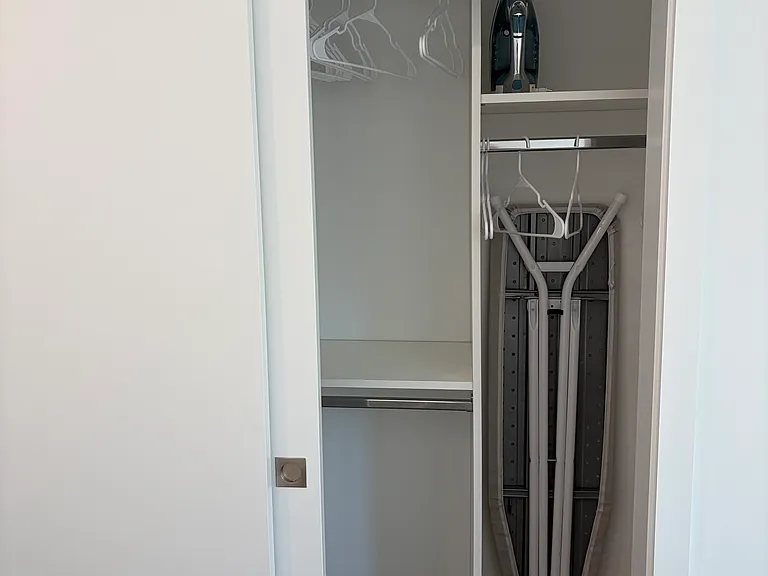 1288 Howard St #504 — Photo 11