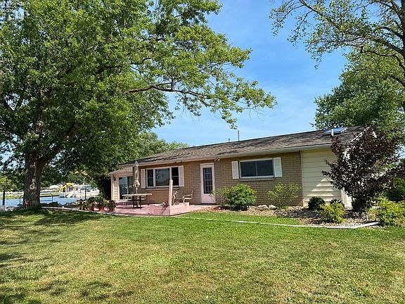 2nd image of 2162 Whitecap Ln