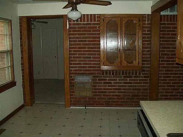 1221 W. Elder Ave. - 1 — Photo 2