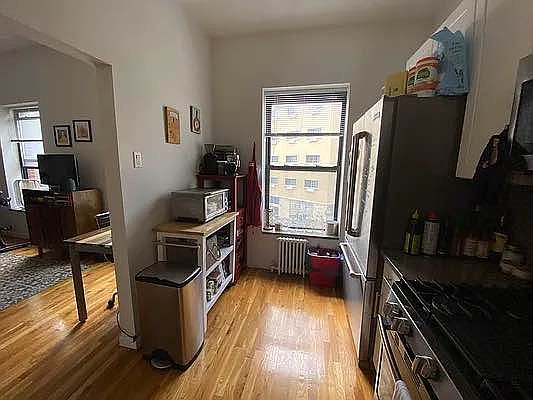3rd image of 430 Union Ave APT 3F