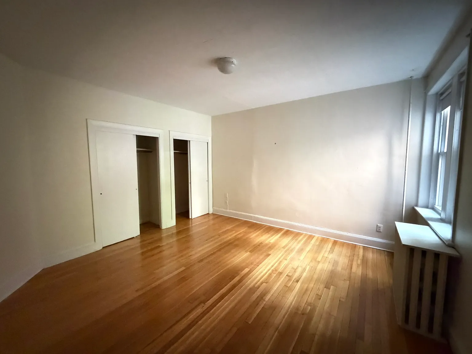 2 bed, 850 sqft, $2,995 — Photo 3