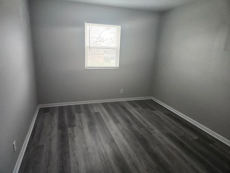 Breeza 32 Apartments — Photo 14