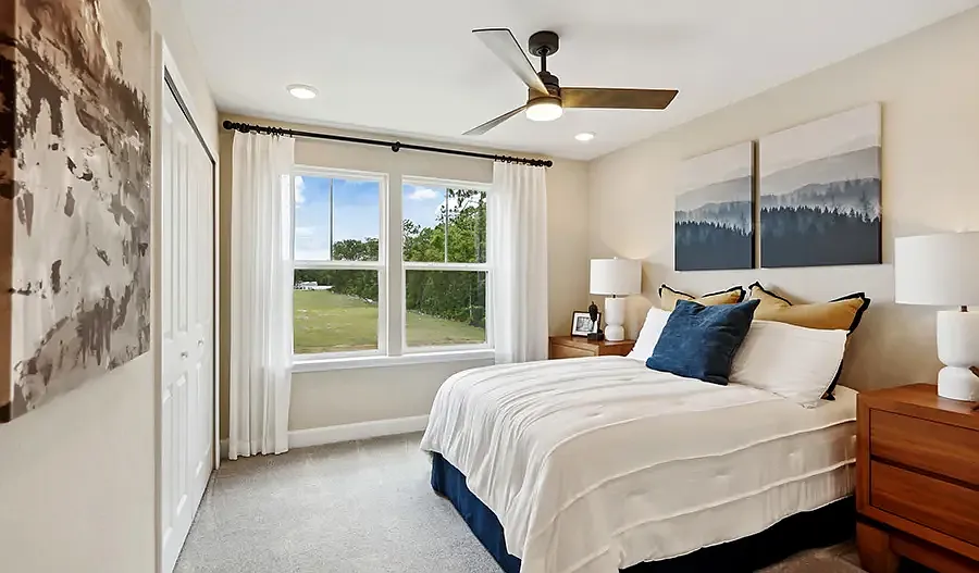 3 bed, 2010 sqft, $2,250 — Photo 4