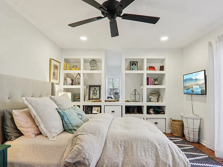 14 Lamplighter Ln — Photo 14