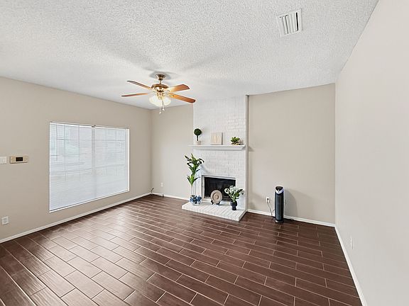 5th image of 214 Samuel Blvd APT 1H