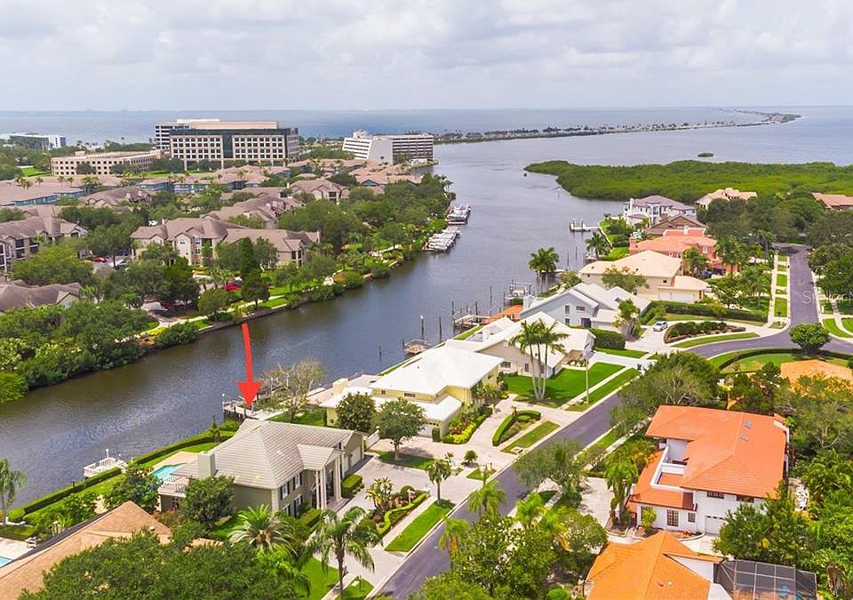 1st image of 7107 Pelican Island Dr